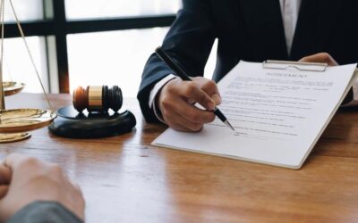 Découvrez les avis des professionnels du droit sur l&rsquo;impact de l&rsquo;IA dans le domaine juridique